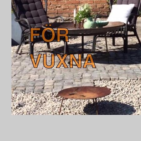 Liv Pa Oesterlen Bed&Breakfast Sandby Buitenkant foto